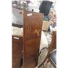 Image 4 : Kitchen Table w/ Leaf and 6 Chairs