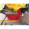 Image 5 : DeWalt 10" Sliding Dual Bevel Mitre Saw — Model DW717