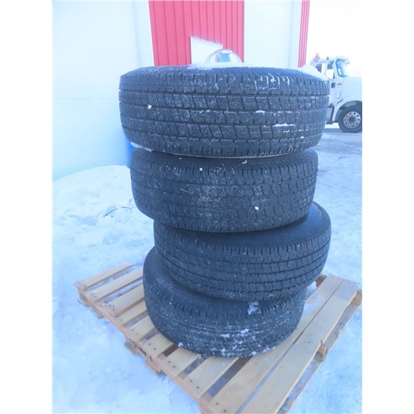 4 16" 2001 Dodge Ram 1500 5 Bolt Alloy Rims with Center Caps, 5x5.5" Bolt Pattern (Value in Rims)