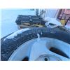 Image 5 : 4 16" 2001 Dodge Ram 1500 5 Bolt Alloy Rims with Center Caps, 5x5.5" Bolt Pattern (Value in Rims)