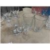 Image 4 : Collection of Glassware