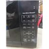 Image 6 : Hamilton Beach Microwave — 700 Watts — Appears New