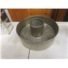 Image 6 : Corningware Teapot, Thermos, Egg Poacher, Pyrex Measure Cup, Coke Tray, and More