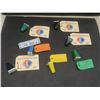 Image 1 : 4 New York World's Fair 1964–1965 Souvenir Picture Viewer Keychains of the Unisphere