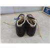 Image 9 : Vintage Norwegian Sport Footwear and Ski Boots — 2 Pairs
