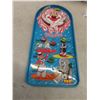 Image 2 : Vintage Tin Circus-Themed Marble Games and Tinker Toy in Original Packaging