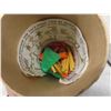 Image 9 : Vintage Tin Circus-Themed Marble Games and Tinker Toy in Original Packaging