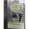 Image 11 : Dakota Digital Compass Watch and WindRiver Carabiner Watch