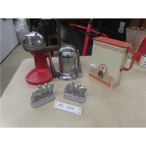 2 Vintage Juicers — Juice-King and Juice-O-Matic — Tin Flour Dispenser and Pewter Horse Bookends