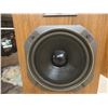 Image 8 : 2 Sansui "The Tower" Speakers — Model S-10004