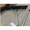 Image 2 : Snow Roof Rake