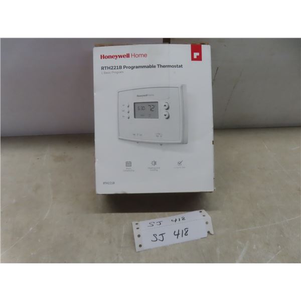 Honeywell Programmable Thermostat — Model RTH 221B — New or Store Return