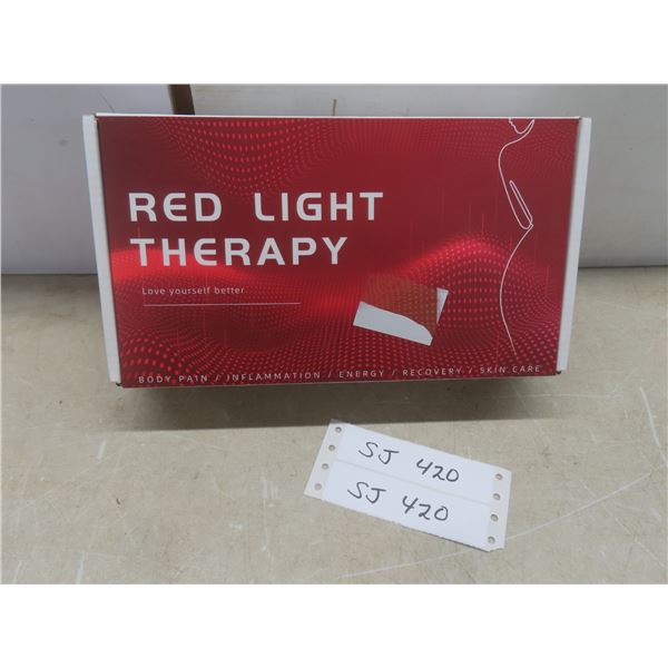 LED Red Light Therapy Device — New or Store Return