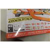 Image 3 : Hot Wheels Challenge Lined Slot Car Race Track