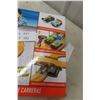 Image 4 : Hot Wheels Challenge Lined Slot Car Race Track
