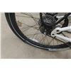 Image 10 : Urbana Ucribe Speed Bella Balloon Tire Bicycle 27"