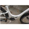 Image 8 : Urbana Ucribe Speed Bella Balloon Tire Bicycle 27"