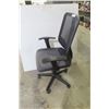 Image 2 : Office Chair, Swivel Rolling, Adjustable