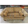 Image 1 : Love Seat, 58" Wide