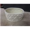 Image 11 : Shelf Décor: Ceramic Puppy, Decorative Basket, Figurines and 2 Covered Trinket Containers