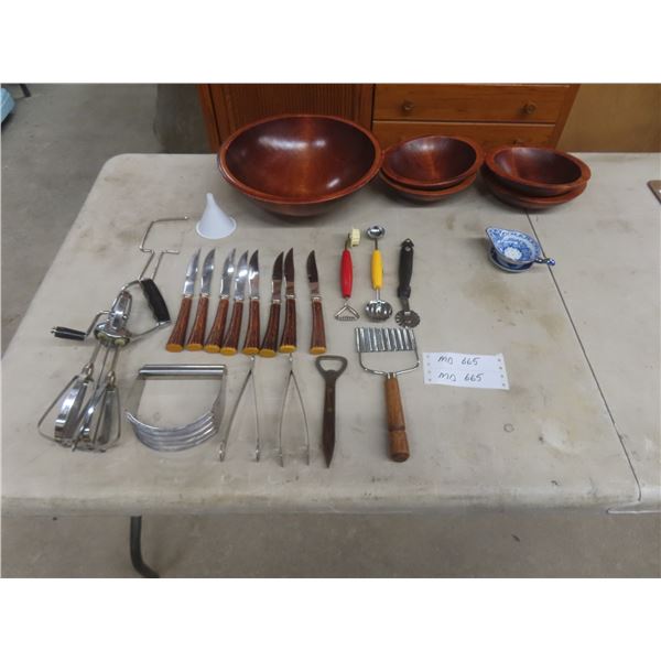 Wood 5-Piece Salad Bowl Set, 8 Steak Knives, Tongs, Pastry Blender, Manual Beater, Cheese Slicer