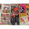 Image 2 : 20 Comics: Fat Albert, Mickey Mouse, Scampo, Super Friends