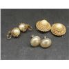Image 6 : Jewelry Box with Vintage Earrings, Brooches, Beads, Pendants, Cuff Links and More