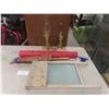 Image 1 : Washboard, Chinese Paper Umbrella, 2 Electric Coal Lamp-Style Lamps and Mini Anvil