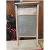 Image 2 : Washboard, Chinese Paper Umbrella, 2 Electric Coal Lamp-Style Lamps and Mini Anvil