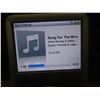 Image 5 : iPod with Cable