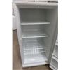 Image 8 : Maytag Upright Freezer