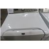 Image 11 : Maytag Washer and Dryer Set - Tested Working