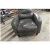 Image 3 : Power Leather/Leather Style Recliner