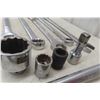 Image 4 : 5× 3/4" Drive Ratchet and Socket Set, 18" Pipe Wrench, Crescent Wrench and Wrenches 1" and Up