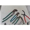 Image 6 : Pliers, Cutters and Filter Wrenches
