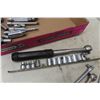 Image 2 : 3/8" Drive Sockets, Extensions, Ratchet and Torx Wrench