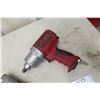 Image 2 : 2 MAC Air Tools: ½" Impact and 3/8" Ratchet