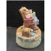 Image 10 : 5 Lil Chimney Porcelain Figures, Musical Ornaments, Salt and Pepper Shakers