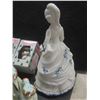 Image 3 : 5 Lil Chimney Porcelain Figures, Musical Ornaments, Salt and Pepper Shakers