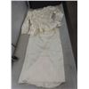 Image 8 : Vintage Satin Top and 2-Piece Dress with Pearl and Lace Accents
