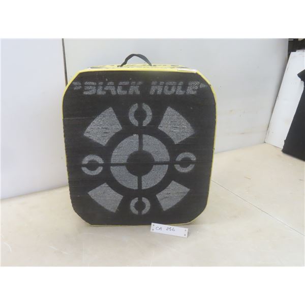 Black Hole Archery Target, 18" × 16" × 10½"