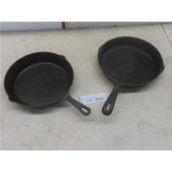 2 Cast Iron Fry Pans, 10"