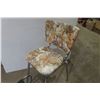Image 2 : Retro Chrome-Legged High Chair