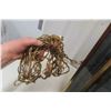 Image 5 : Vintage Brown and Green Glass Multi-Bulb Swag Light