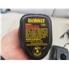 Image 5 : DeWalt 7.2V Cordless Screwdriver with 2 Batteries, Charger and Case