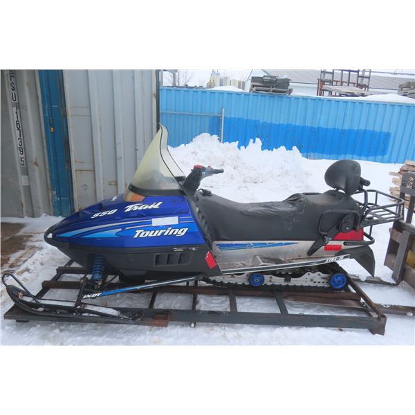 1999 Polaris Indy Trail Touring Snowmobile – Electric Start, Reverse, Hand and Thumb Warmer