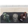 Image 5 : Vintage Booze Bottles