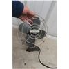 Image 5 : 2 Vintage Fans: 1 Super Electric, 1 Dominion Electric