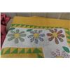 Image 5 : Home Décor Quilt and Wool Blanket