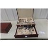 Image 6 : 2 Cases of Plated Flatwear